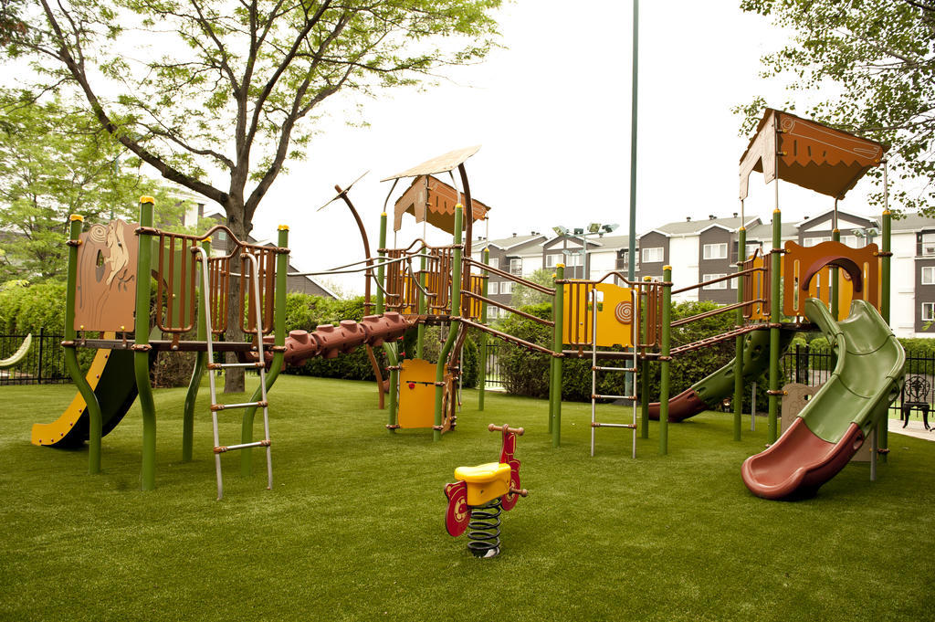 מלון Manoir Saint-Sauveur-des-Monts מראה חיצוני תמונה